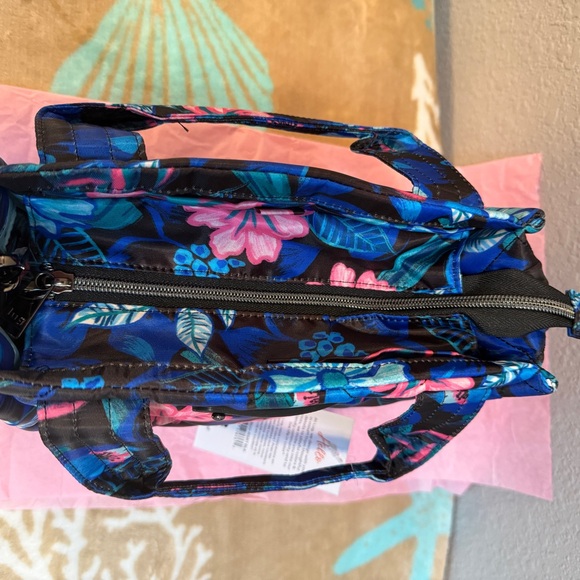 Lug Resort Black Jitterbug Crossbody or Tote - Picture 9 of 13